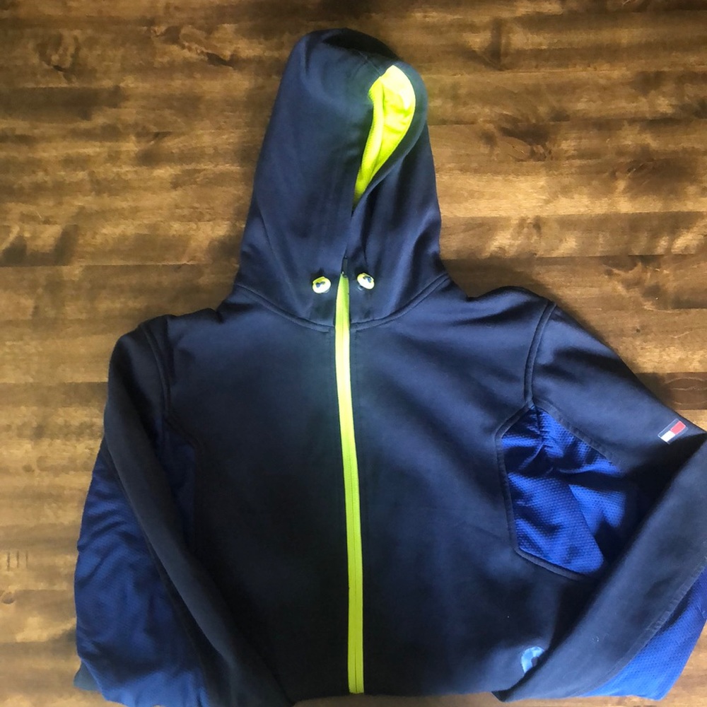 Men’s medium Tommy Hilfiger zip up